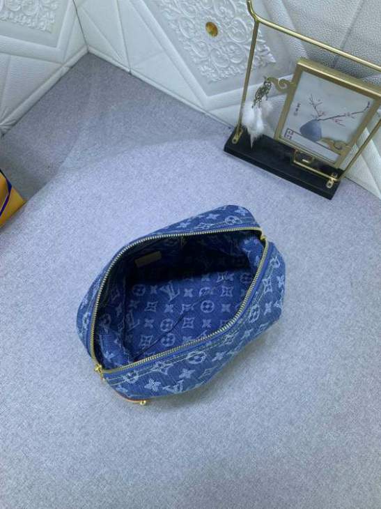 Picture of Louis Vuitton Handbags _SKUfw155680352fw